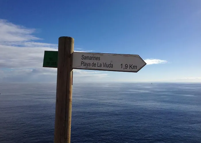 アパート The Resthouse カンデラリア