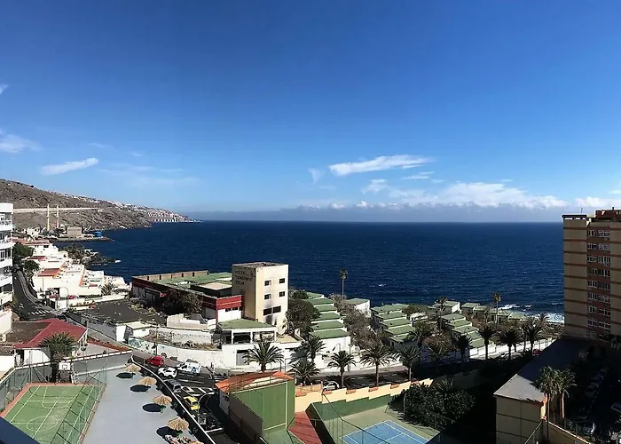 The Resthouse アパート