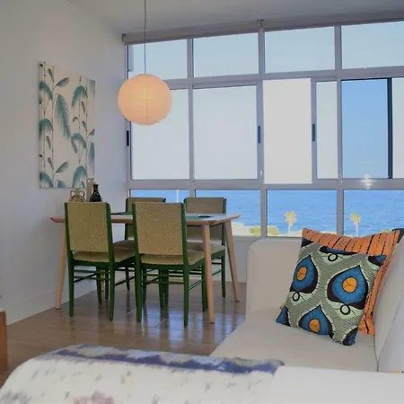 The Resthouse * Candelaria